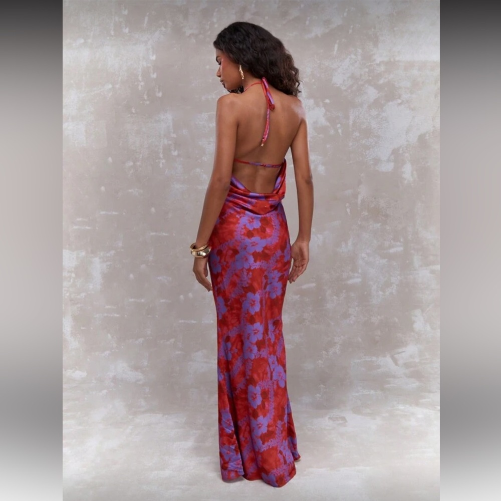 Missguided Tropical Backless Maxi Dress - Picture 2 of 5